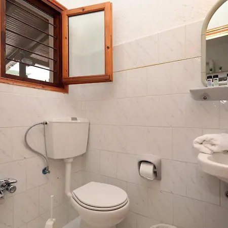 Korali Stafilos Apartman