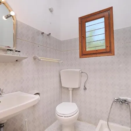 Korali Stafilos Apartamento Stafylos
