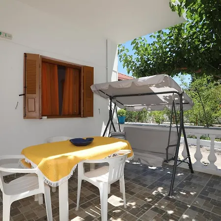 Apartment Korali Stafilos