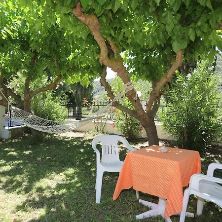 Apartman Korali Stafilos