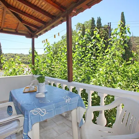 Apartament Korali Stafilos